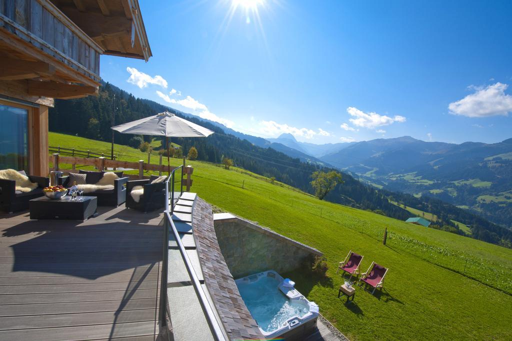 Maierl-Alm & Maierl-Chalets Kirchberg in Tirol Room photo